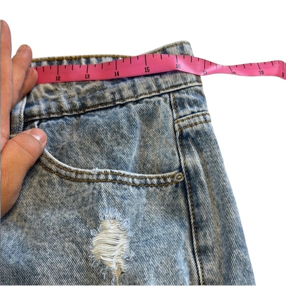 SHEIN EZwear Zipper Fly Tapered Jeans Straight Leg Light Wash Size 12/XL - Picture 5 of 9